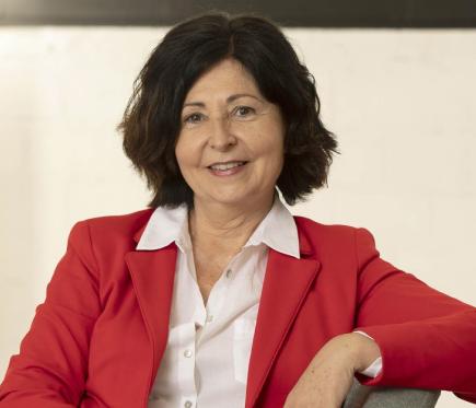 Contratar a Teresa Baró Catafau