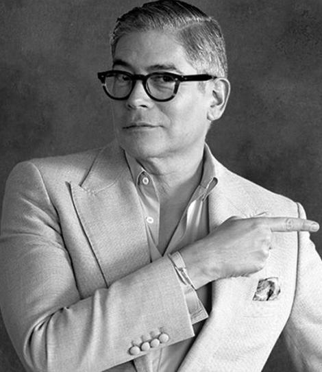 Contratar a Boris Izaguirre