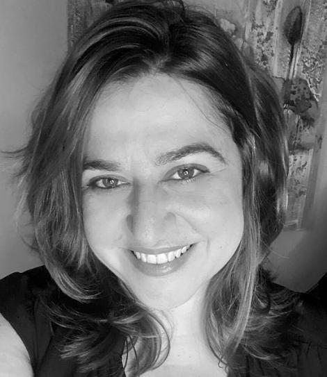 Contratar a Ciara Molina