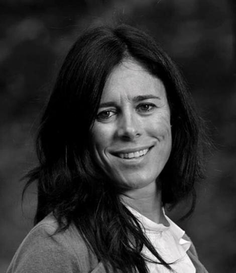 Contratar a Edurne Pasaban