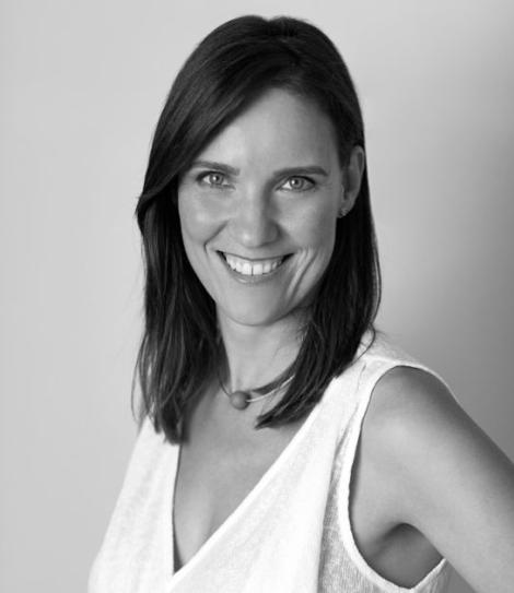 Contratar a Sílvia Carré