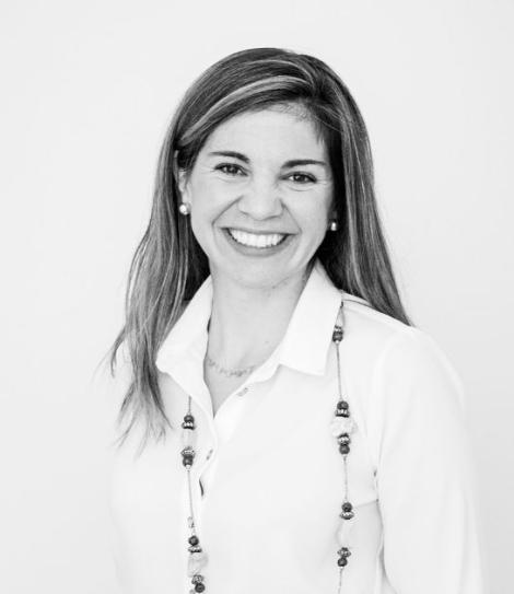 Contratar a Marian Rojas