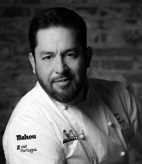 Julian_Marmol_Conference_Office