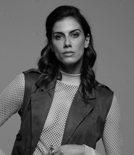 Lourdes_Mohedano_conference_office